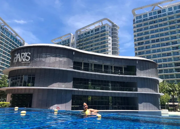 Azure Luxe In Azure Bicutan Near Naia And Moa * 马尼拉